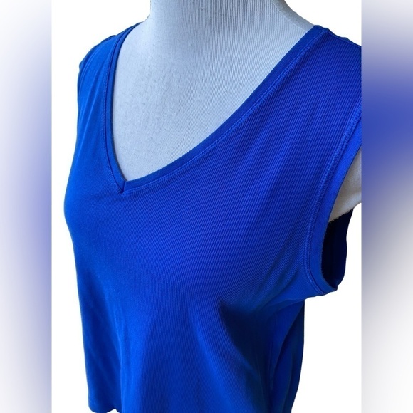 Chico's Sapphire Blue Sleeveless Ribbed Knit Style V Neck Tank Top Size 3 - Picture 2 of 11